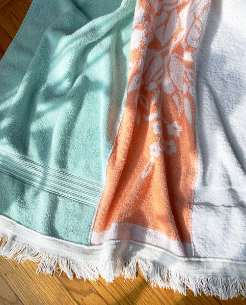 Sun kissed Towel, Ocean/Coral/Cloud