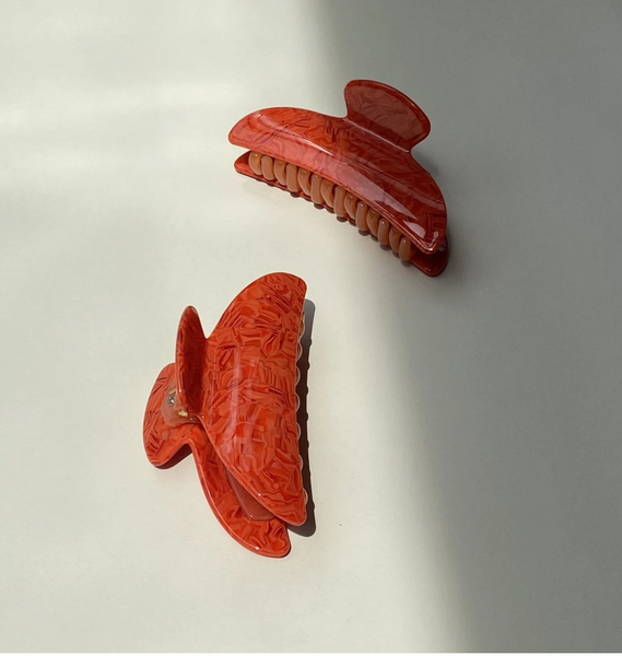 Midi Heirloom Claw - Poppy Red